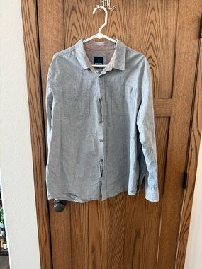 Lrg Men's Light Blue Casual Button-Down Shirt